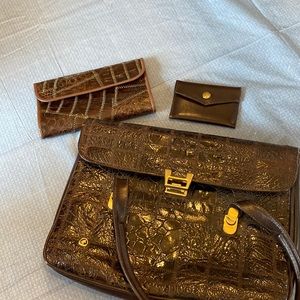 NAME YOUR PRICE 💥 Purse, wallet and mirror set